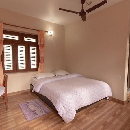 New Tourist Guest House Pokhara Exteriör bild