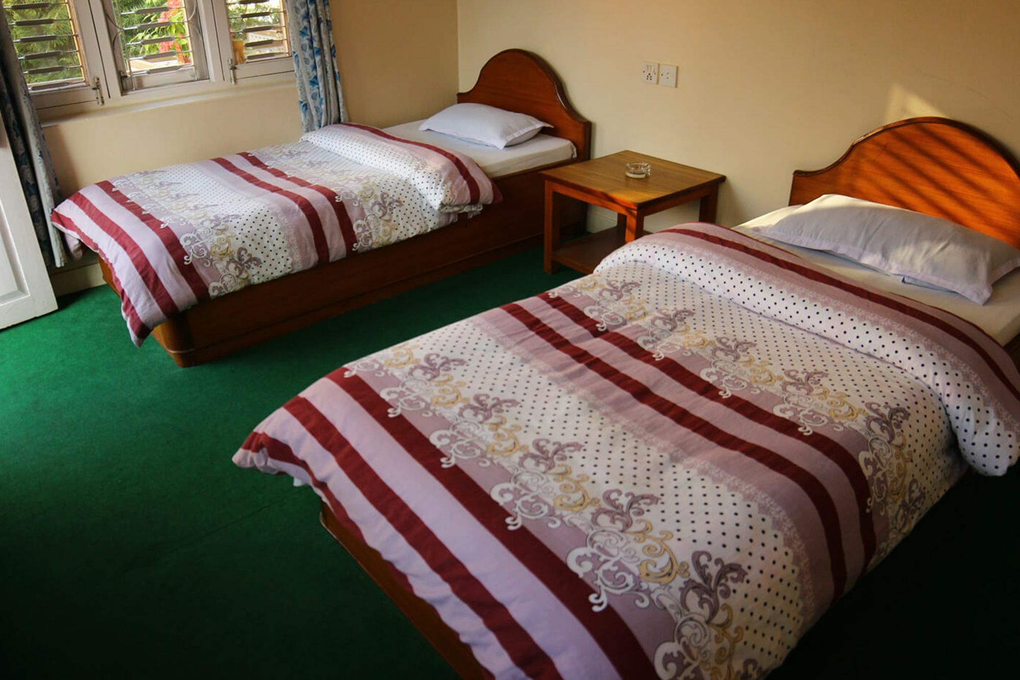 New Tourist Guest House Pokhara Exteriör bild