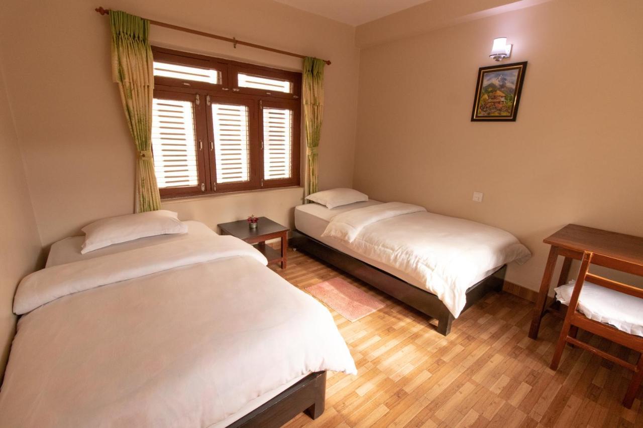 New Tourist Guest House Pokhara Exteriör bild
